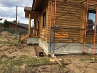 КП Соловьево Отмостка вокруг дома из щебня + ливневая канализация