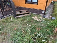 Участок до проведения работ по укладке дорожек и отсыпке почвогрунтом